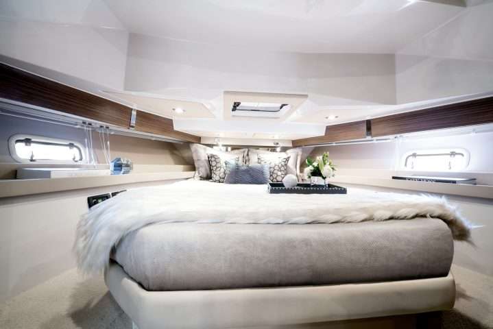 Azimut Yachts VERVE 40 Master Cabin