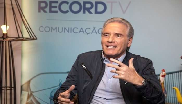 Foto: reprodução internet Roberto Justus comanda A Fazenda — Nova Chance na tela da Record TV