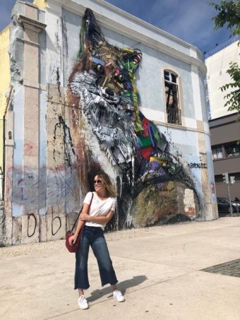 Atriz Carolina Stofella dá dicas preciosas para curtir a vibe cosmopolita de Lisboa e desbravar as cidades ao redor