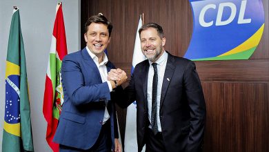 Prefeito Fabrício de Oliveira e Presidente da CDL Vilton João dos Santos