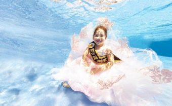 Miss Universo Baby fotografa para o projeto Aquatyca